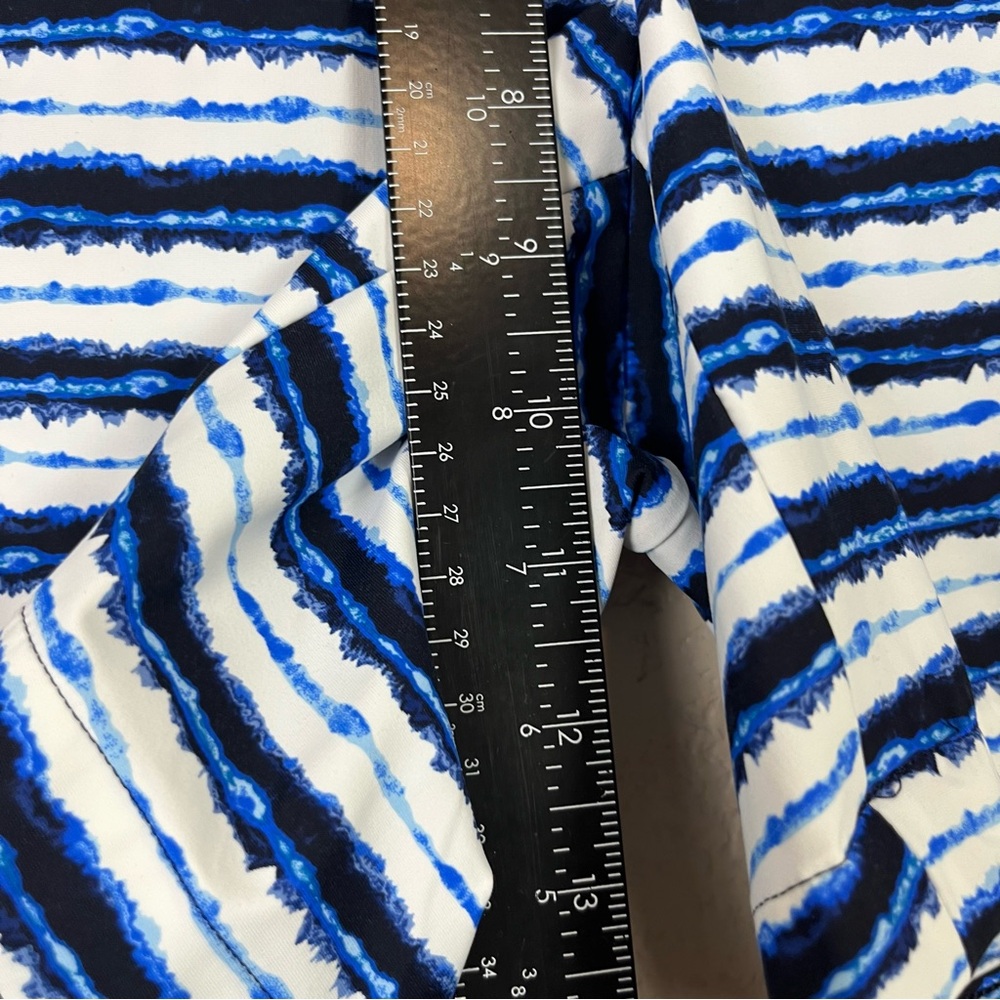 Spanx Shorts Women's‎ X Small Sunshine Shorts Blue Painted Stripe 6" - Picture 8 of 12